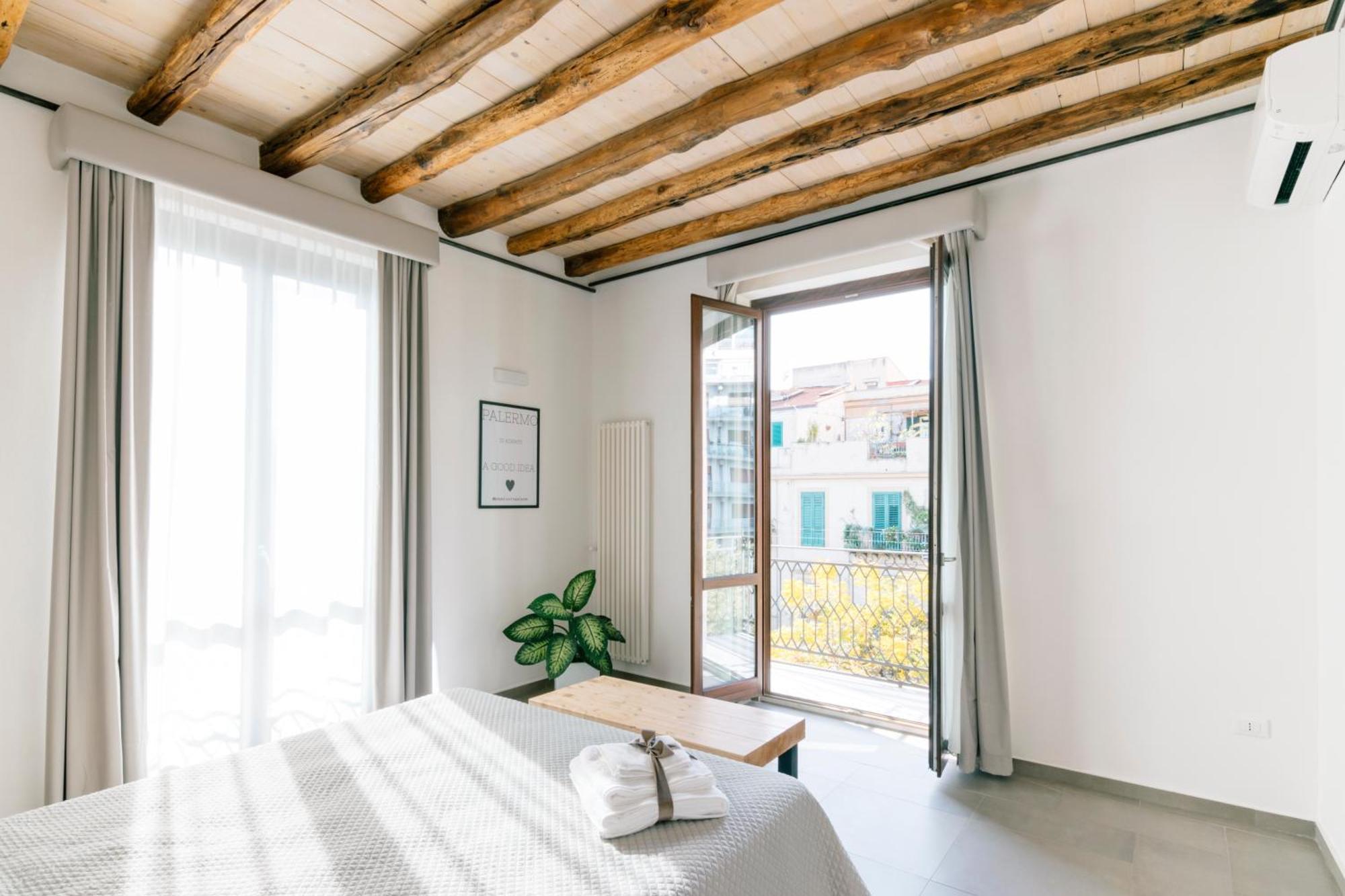 Apartamento Bnb Dolcevita Gold